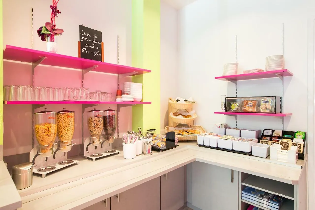 Hotell De Montparnasse Paris